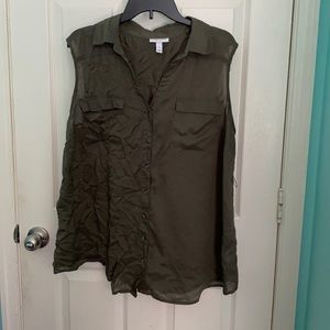 Liz lange maternity for target button down tank top blouse size XL